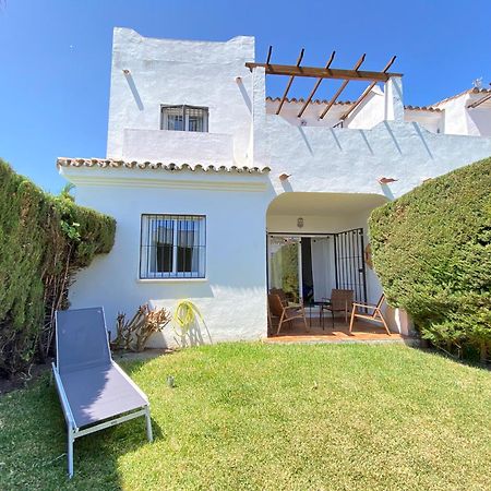 Townhouse W/Sea View & Garden Villa Estepona Eksteriør bilde